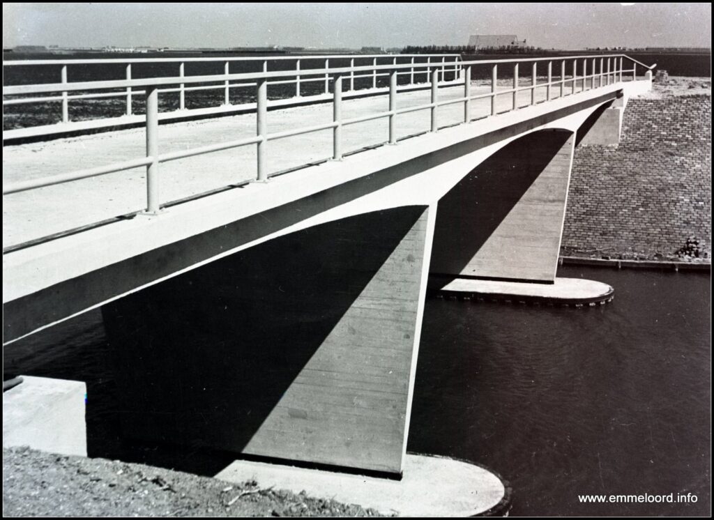 Brug-Noordoostpolder
